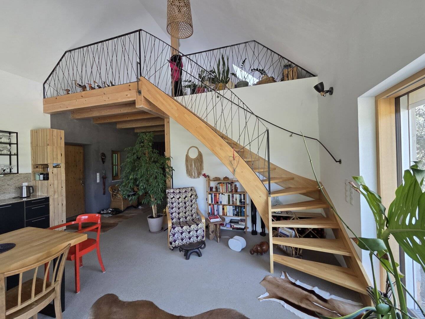 Modernes Landhaus mit Garten und Garage in sonniger Sackgassenlage