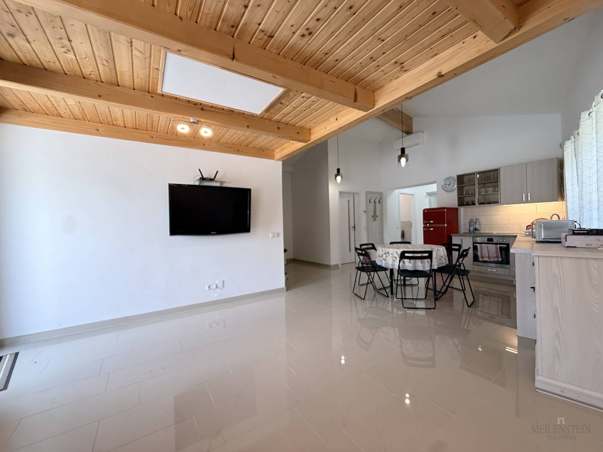 Bright ground floor apartment with terrace near Wörthersee