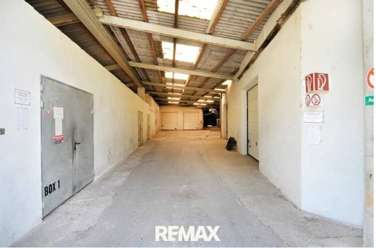Rented garage box with steady rental income