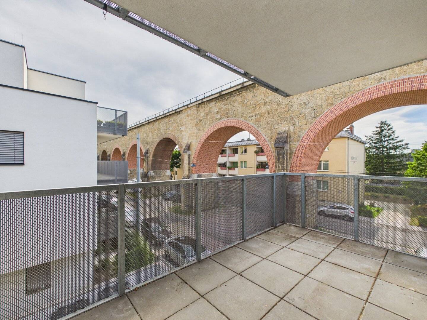 Wohnung mit Balkon und Einbauküche in ruhiger Lage