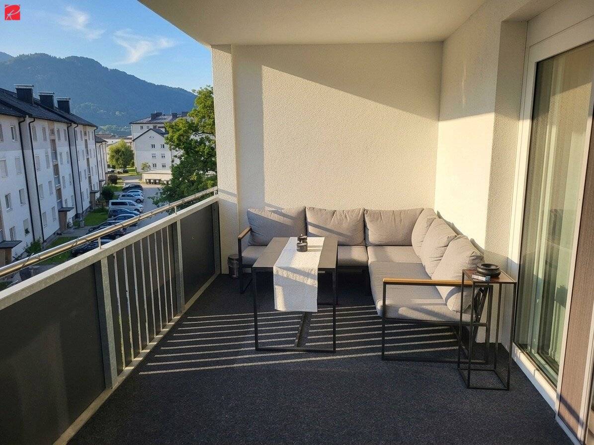 Helle Neubauwohnung mit Südloggia und Aufzug