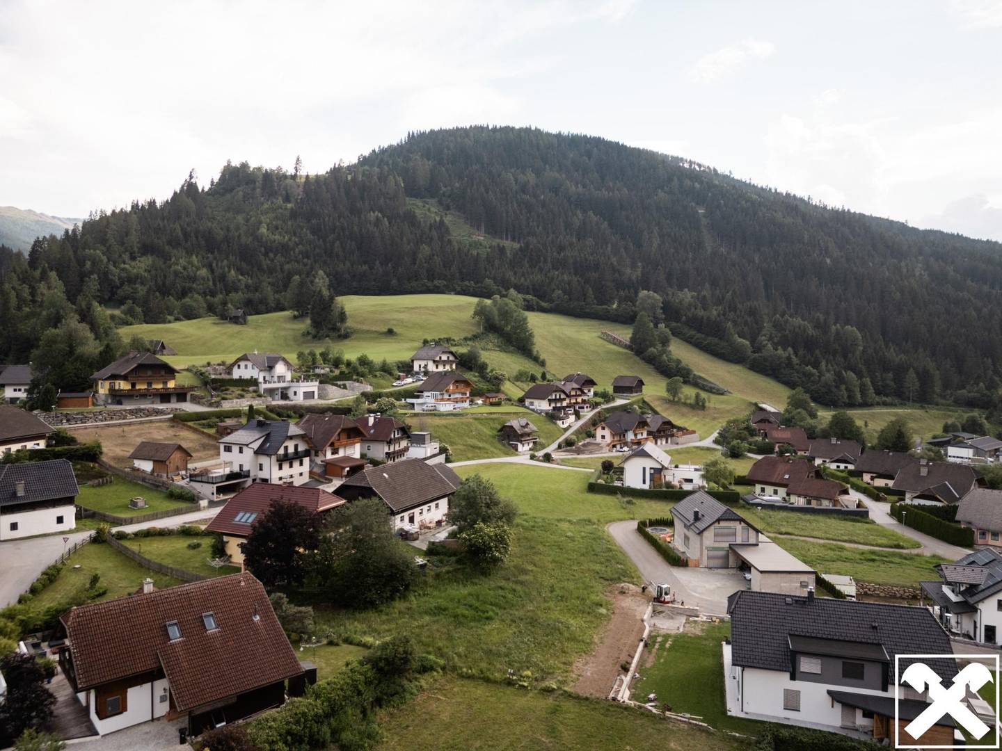 Sonniges Baugrundstück mit Burgblick in ruhiger Lage