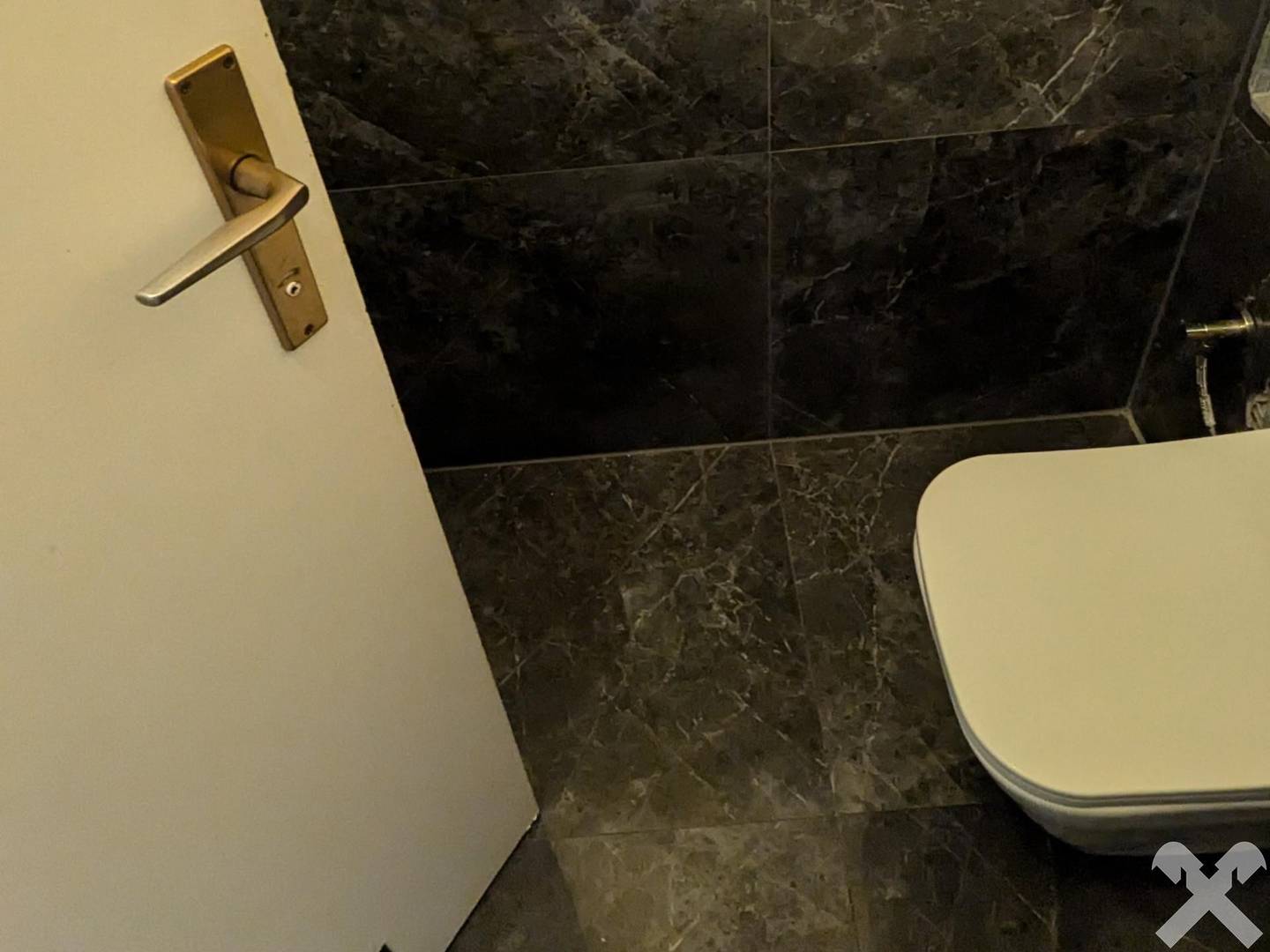 Vermietete 4-Zimmer-Wohnung mit Balkon und Loggia