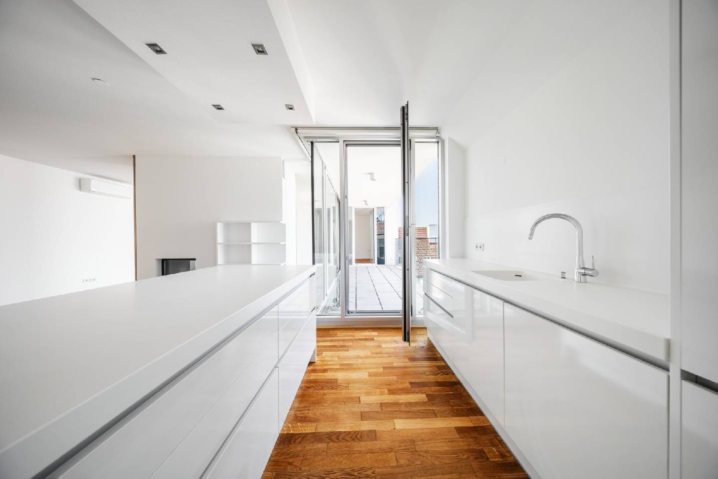 Dachgeschosswohnung mit Terrasse und Stephansdomblick