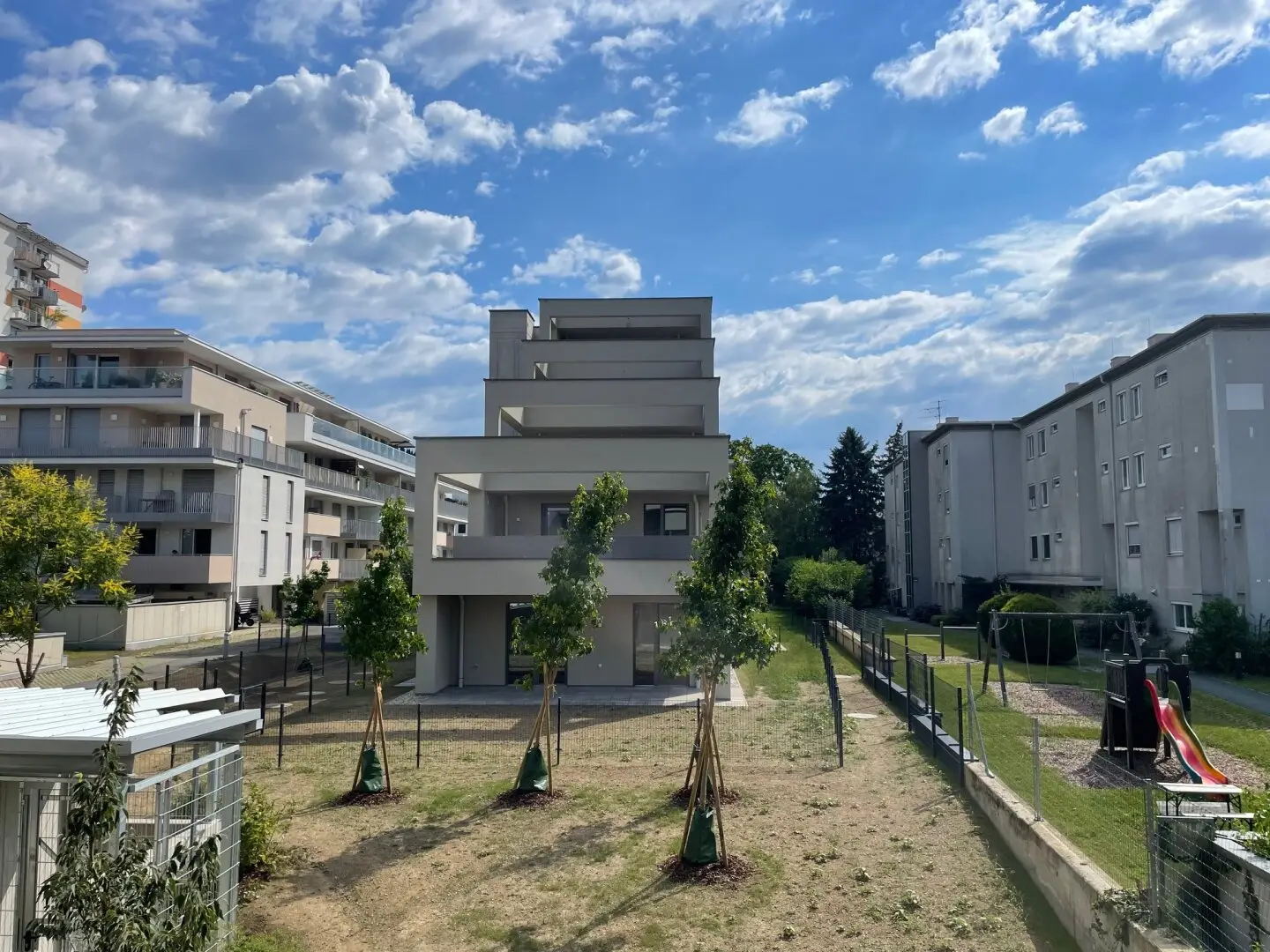 Neubauwohnung mit großer Terrasse und Tiefgarage in Jakomini