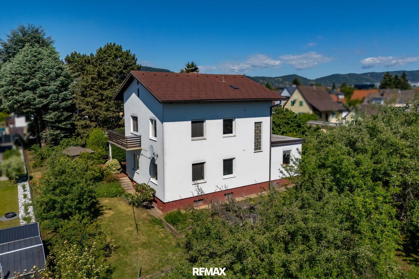 Einfamilienhaus mit Garten und Doppelgarage am Halmweg