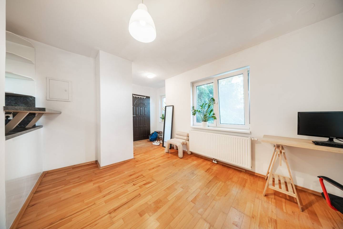 Ground floor apartment with garden in Meidling