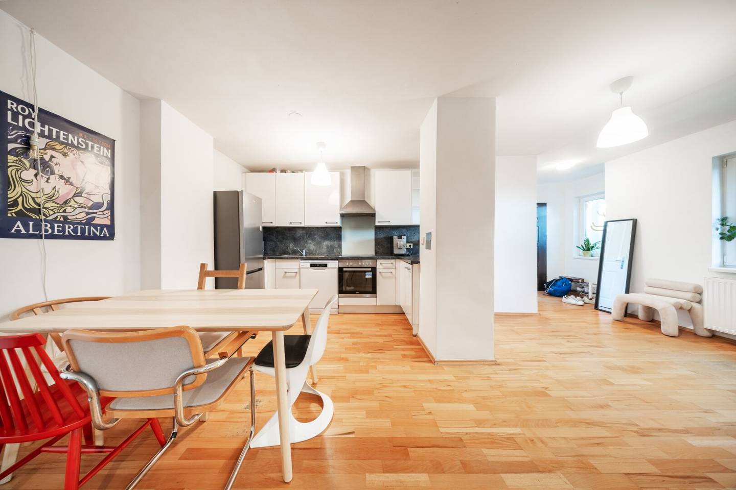 Ground floor apartment with garden in Meidling