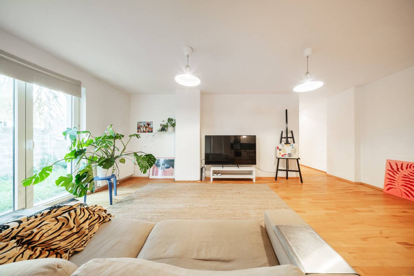 Ground floor apartment with garden in Meidling