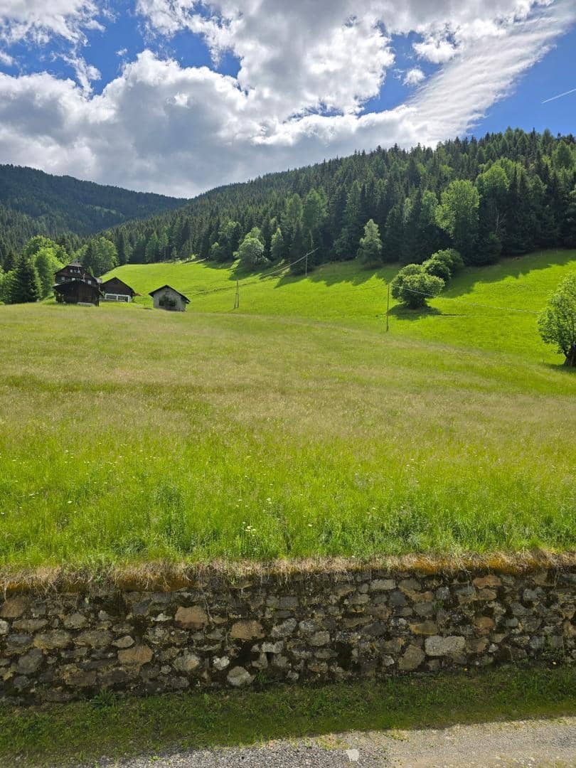 Baugrundstück mit Panoramablick in den Nockbergen