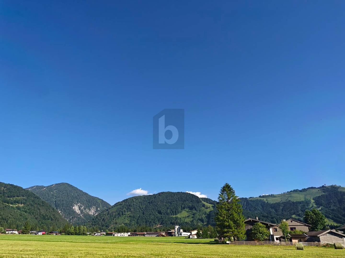 Sunny location with panoramic view ideal for apartment