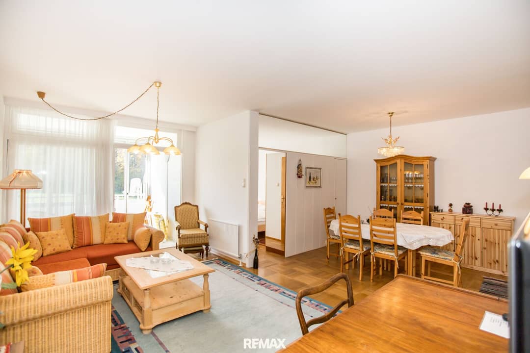 Helle Wohnung mit Loggia und Bergblick in Bad Ischl