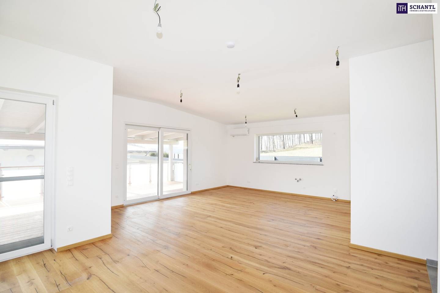 Luxury apartment with generous terrace – Modern fittings with plenty of space for freedom