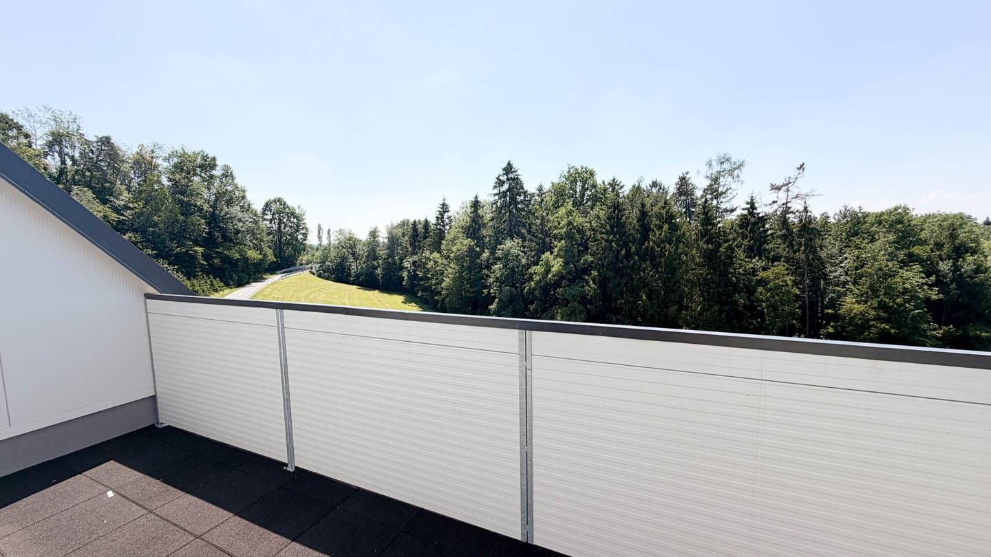 Dachgeschosswohnung mit Balkon und Grünblick in Vasoldsberg