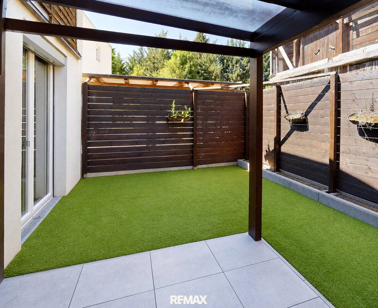 Gartenwohnung mit Terrasse und Carport in Imst