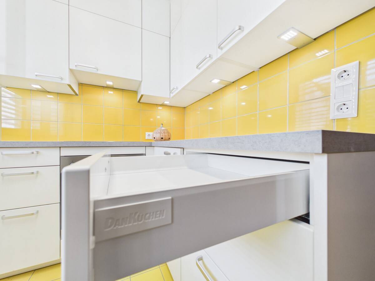 Erdgeschosswohnung mit Terrasse und Tiefgarage in Waidmannsdorf