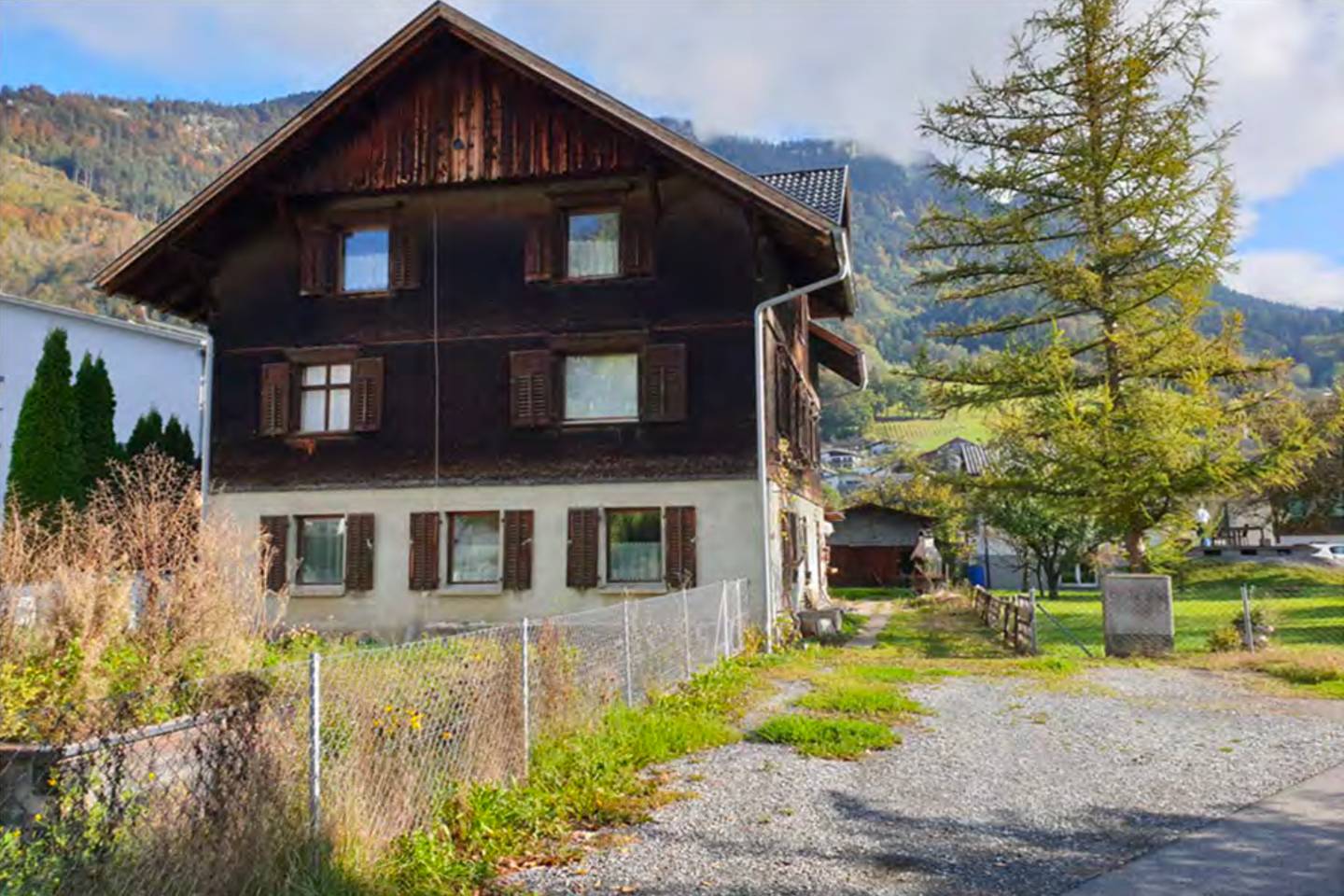 Grundstück mit Garten und Bergblick in Bludenz