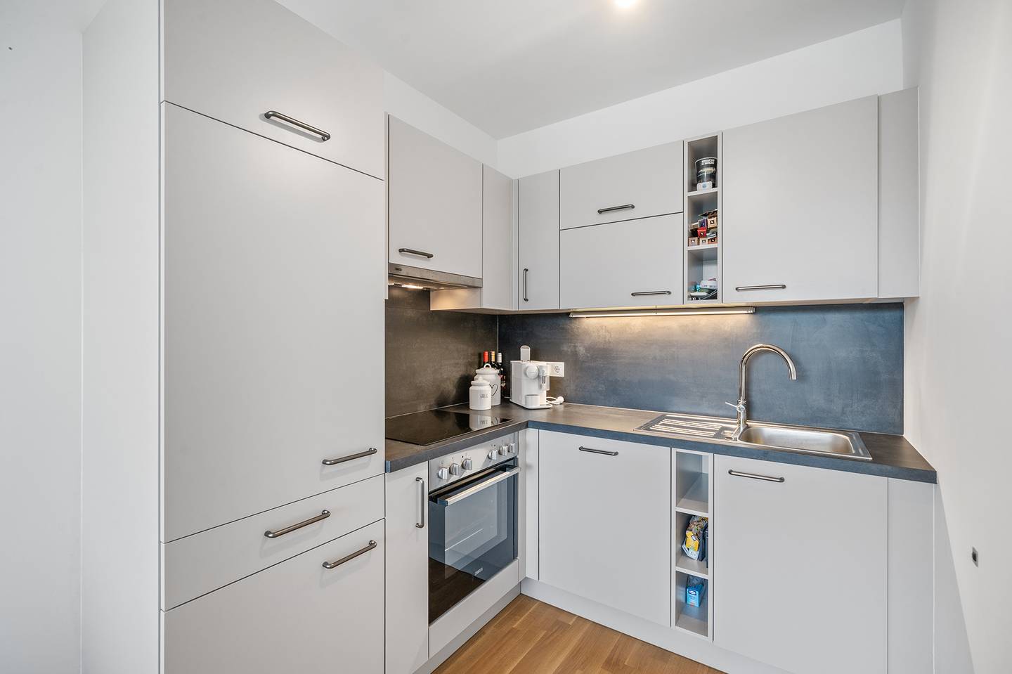 Neubauwohnung mit Balkon und Tiefgarage