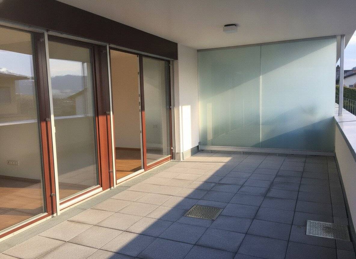 Apartment with terrace and underground parking in quiet location