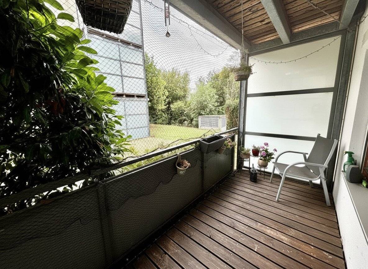 Erdgeschosswohnung mit Loggia in Seenähe