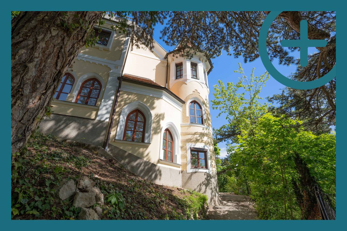 Villa with Park and Pool in Green Quiet Location