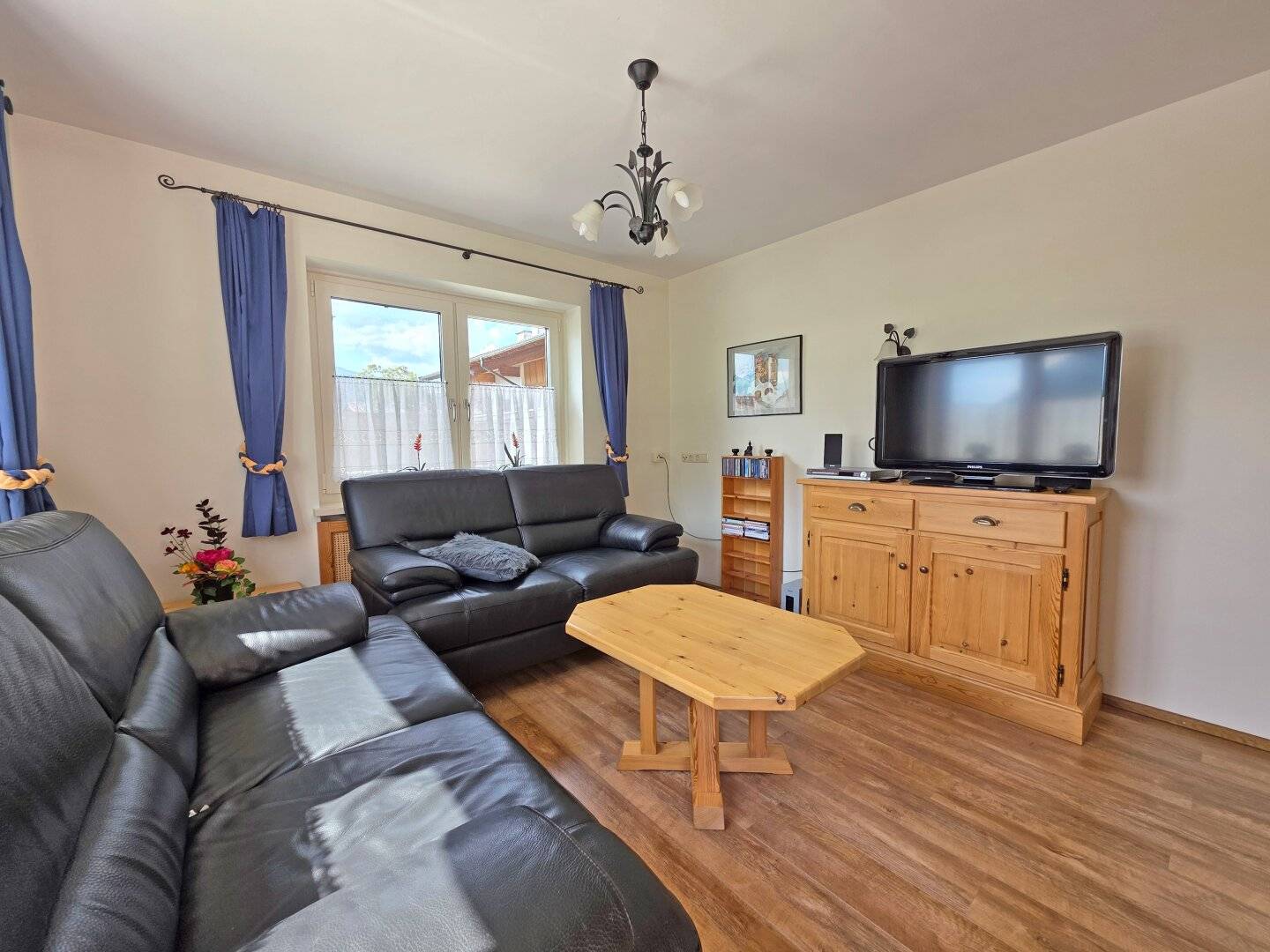 Well maintained garden apartment with terrace and garage in Reith im Alpbachtal