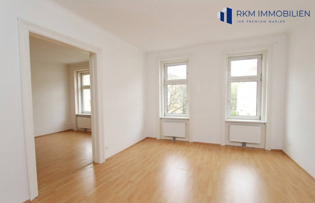 Helle Altbauwohnung mit Einbauküche nahe Q19 Döbling