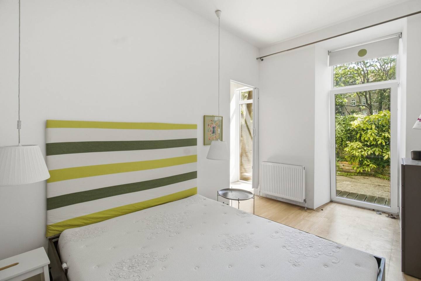 Helle Erdgeschosswohnung mit separater Küche