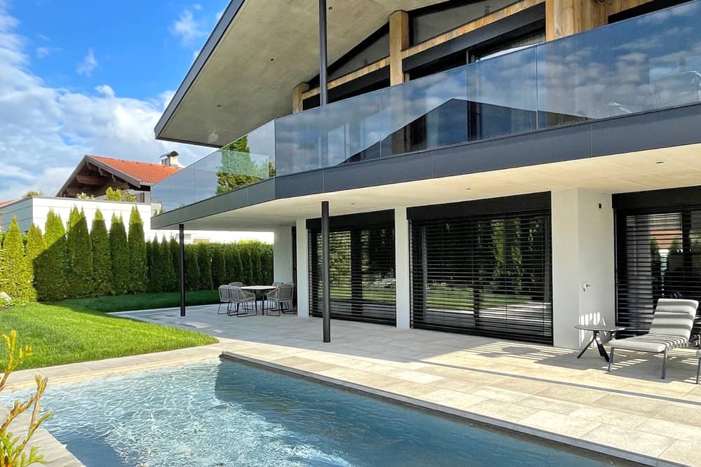 Garten Maisonette mit Pool und Hornblick