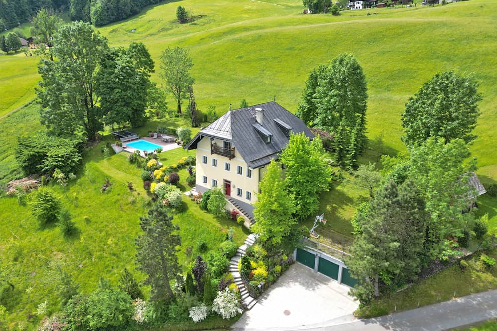 Repräsentatives Forsthaus mit Panoramablick