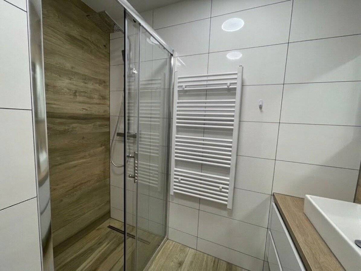 Investment Apartment with Air Conditioning and Two Loggias