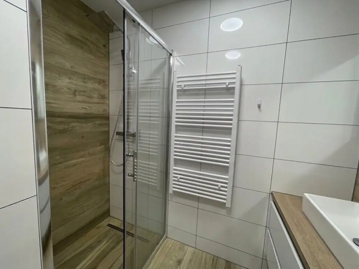 Investment Apartment with Air Conditioning and Two Loggias