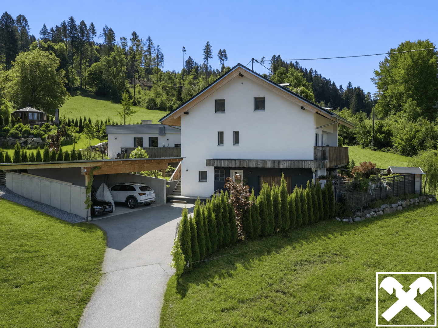 Haus mit Panoramablick und Garten am Millstätter See