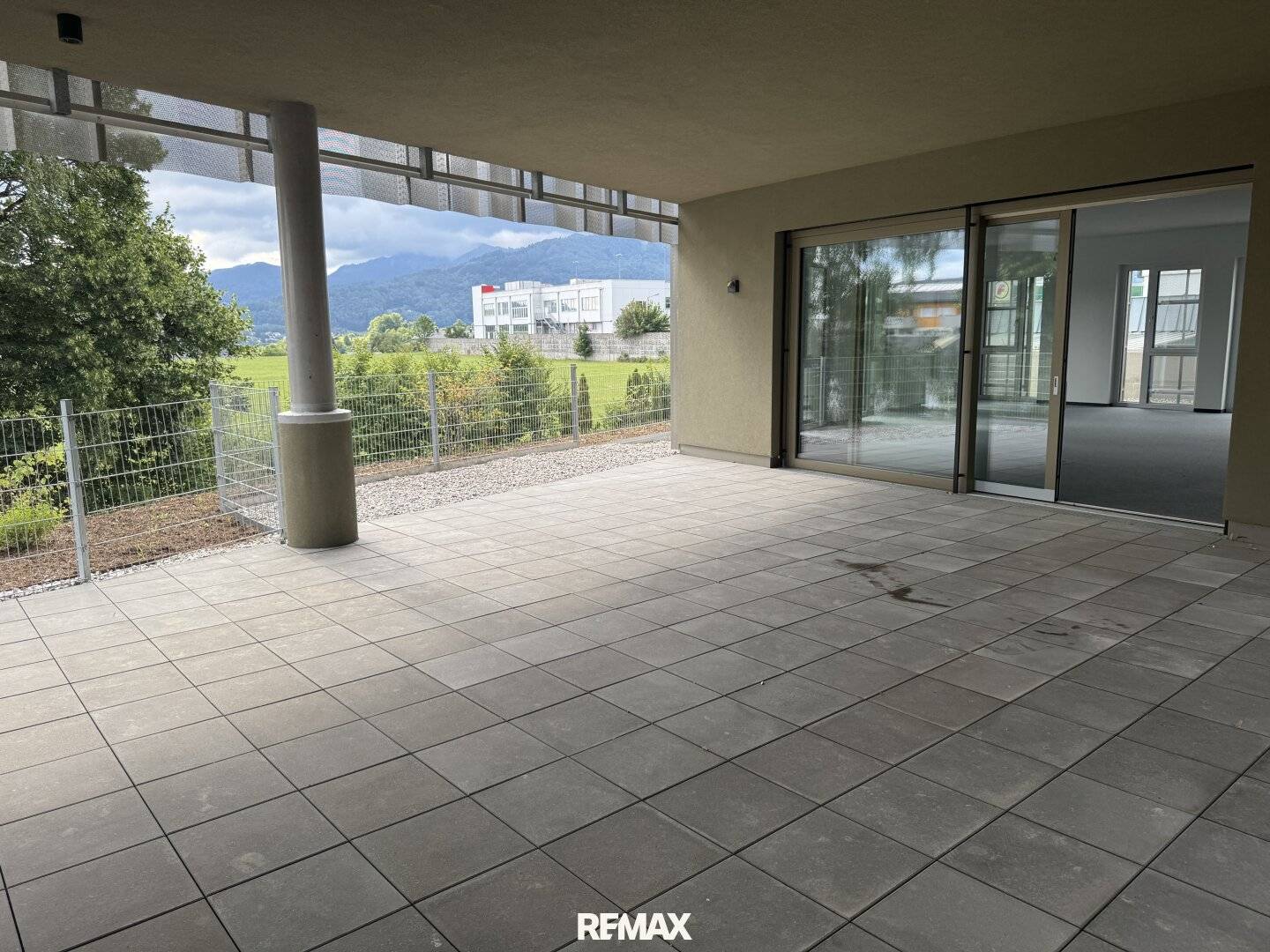 Barrierefreie Praxis mit Terrasse und Aufzug in Gmunden