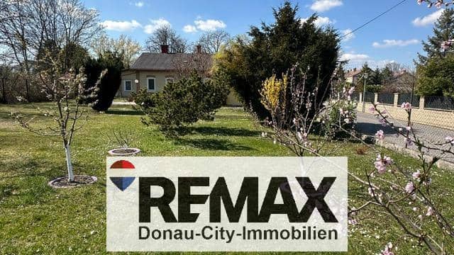 Ebenes Baugrundstück mit rechteckigem Zuschnitt in Blumau