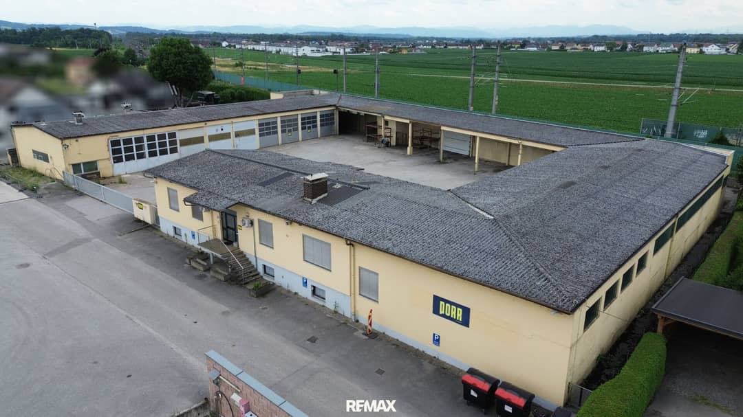 Gewerbeimmobilie mit großem Grundstück nahe A1 und Bahnhof