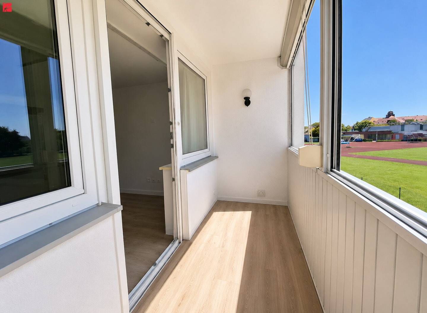 Modernisierte Wohnung mit zwei sonnigen Loggien
