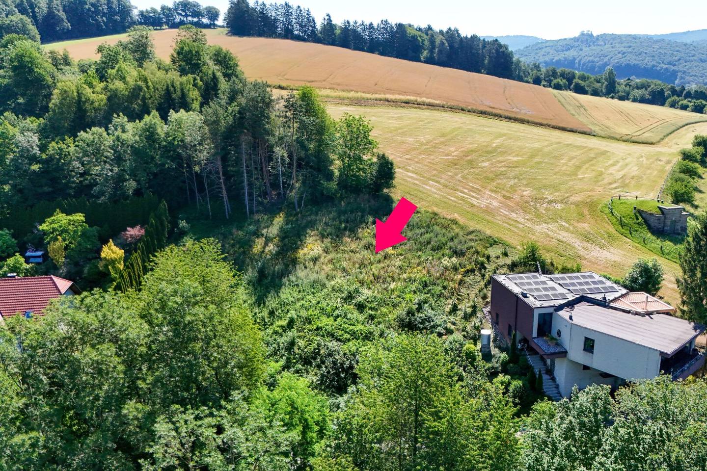 Baugrundstück mit Grünblick in sonniger Hanglage