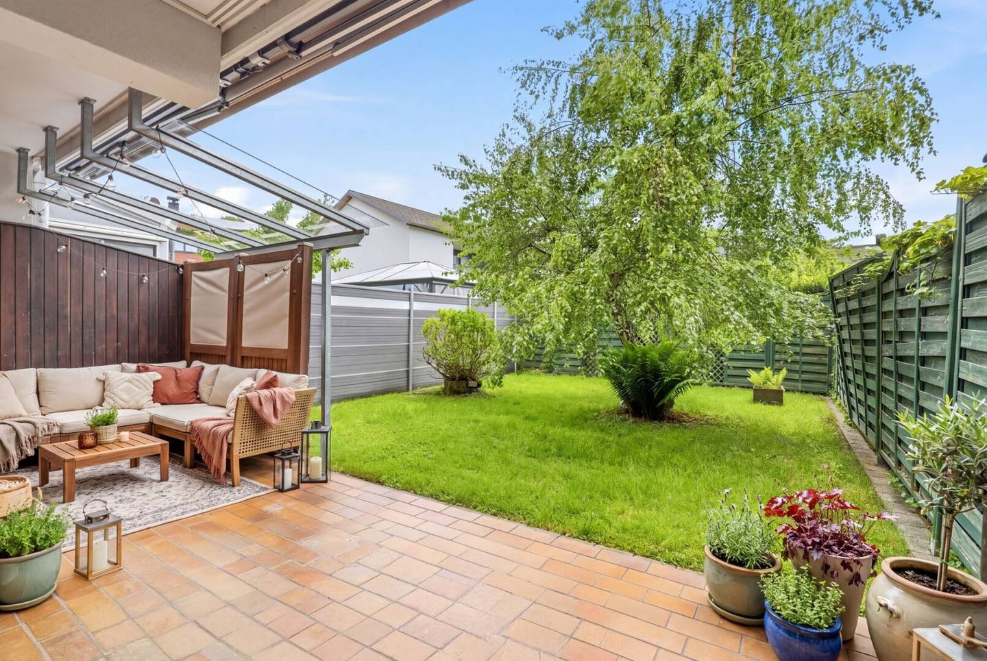 Reihenmittelhaus mit Garten und separater Küche