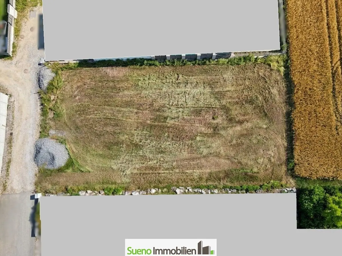 Sonniges Grundstück in ruhiger Siedlungslage