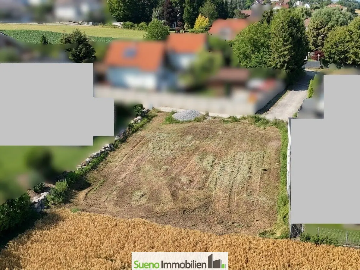 Sonniges Grundstück in ruhiger Siedlungslage