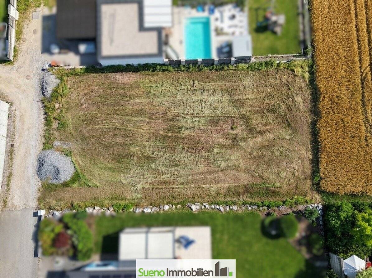 Sonniges Grundstück in ruhiger Siedlungslage