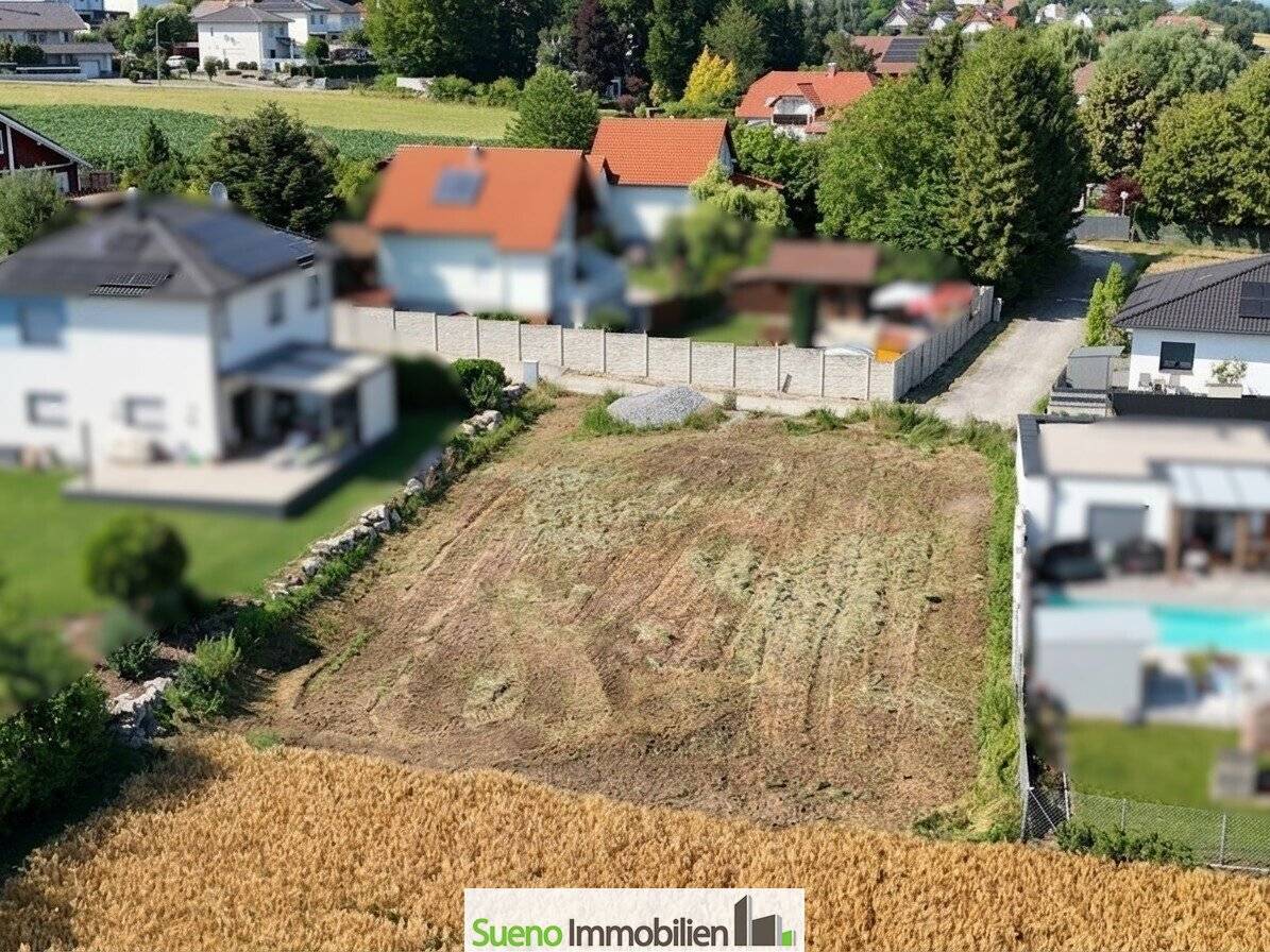 Sonniges Grundstück in ruhiger Siedlungslage