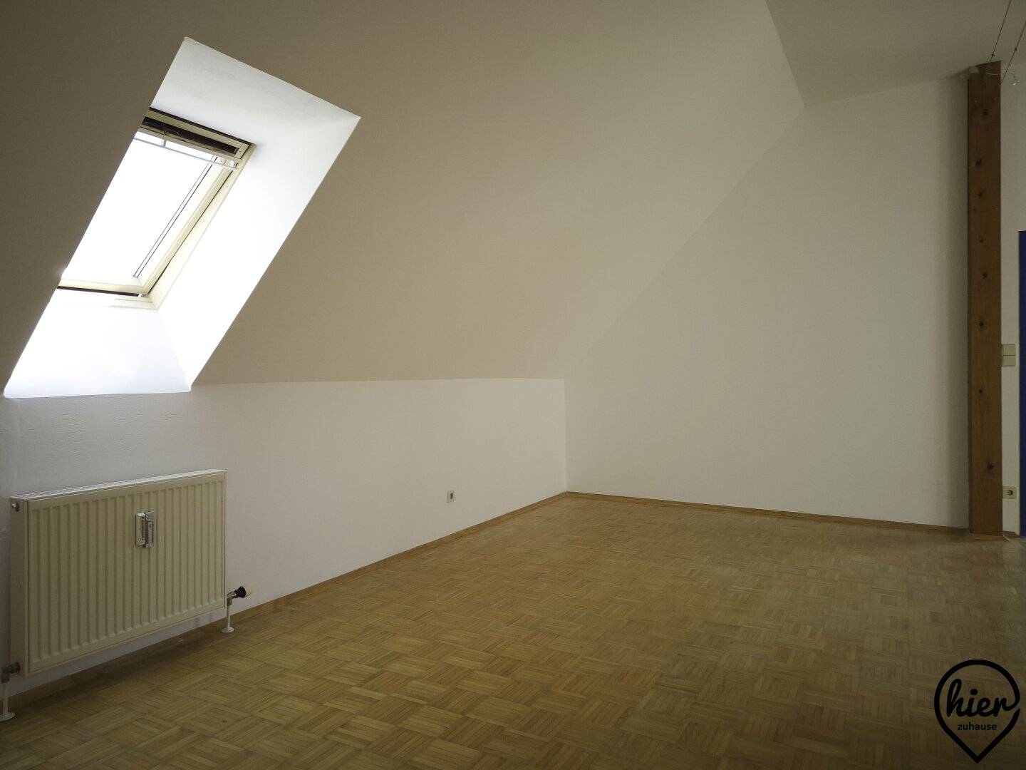 Ruhige Dachgeschosswohnung nahe Hauptplatz und Murauen