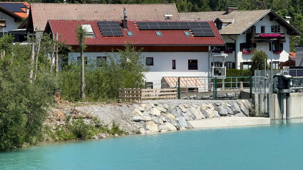 Historisches Bauernhaus mit Terrasse direkt am Lech