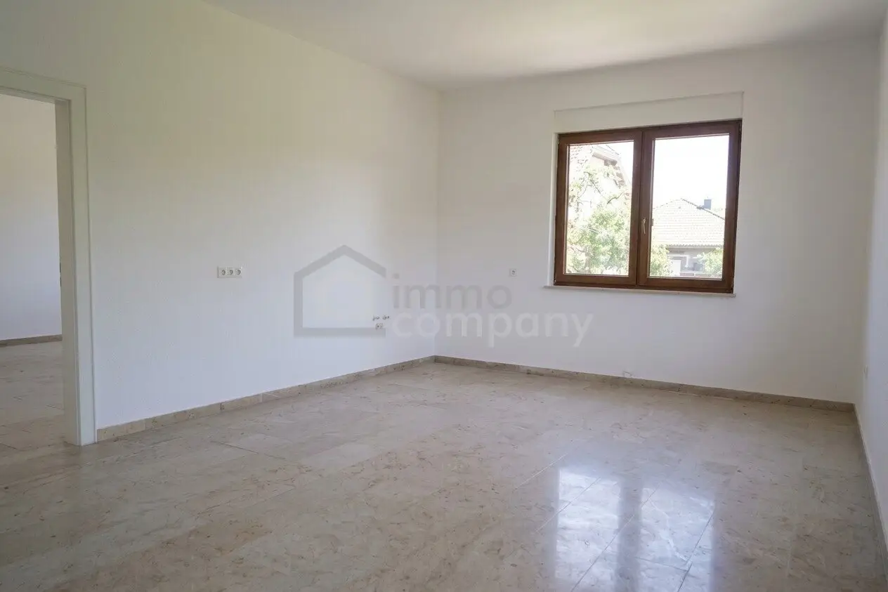 Spacious villa with garden and wellness area