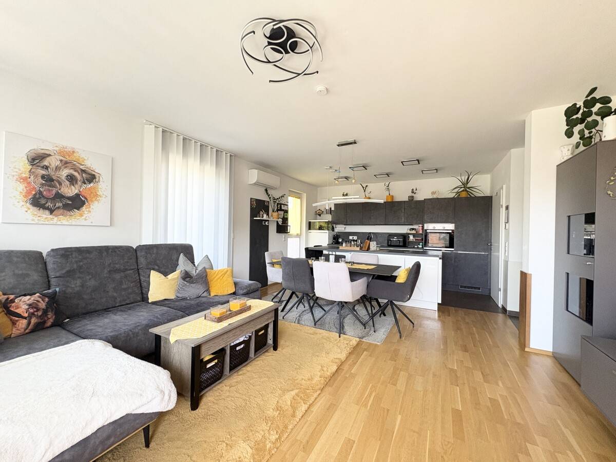 Helle Wohnung mit Terrasse und Klimatisierung in Grambach