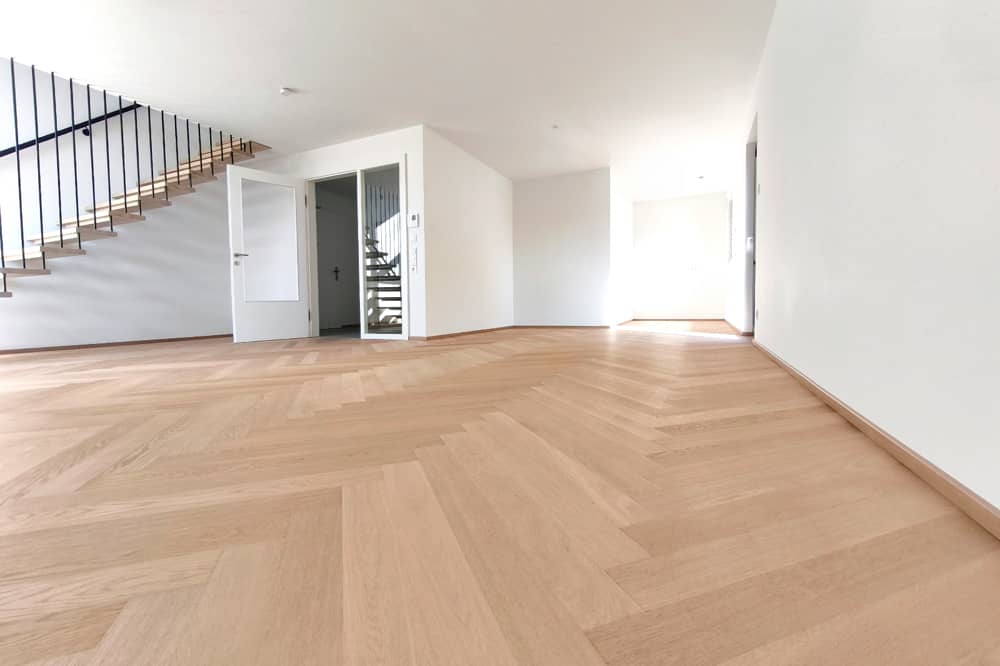 Helle Maisonettewohnung mit Balkon und Aufzug