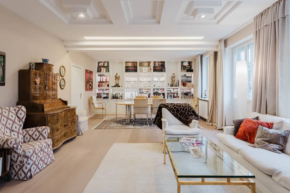 Historic Altbau Apartment with View of Hohensalzburg Fortress
