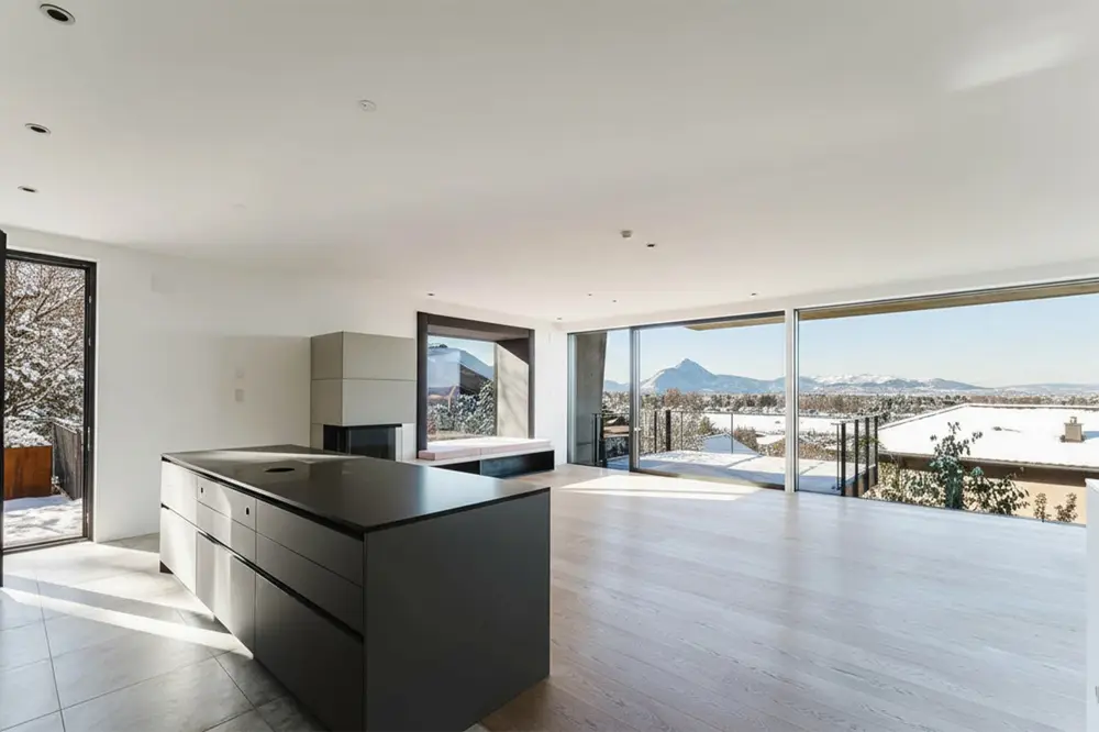 Bright Maisonette Apartment with Garden and Panoramic View